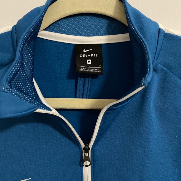 Men’s Nike Dri Fit Pullover - Picture 4 of 6